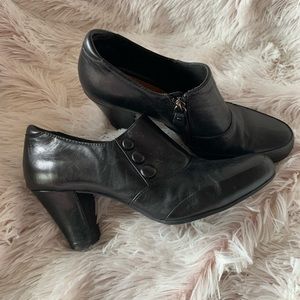 Clarks Artisan heels